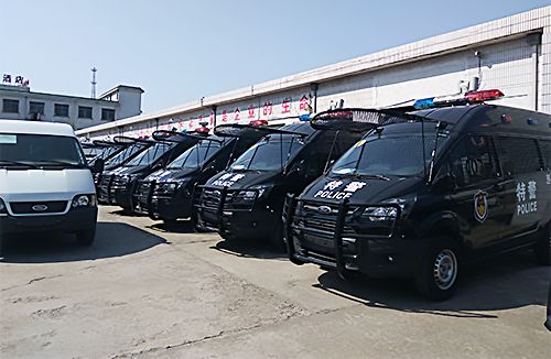 華途數字車載全景方案成功應用于特警巡邏防控系統圖片